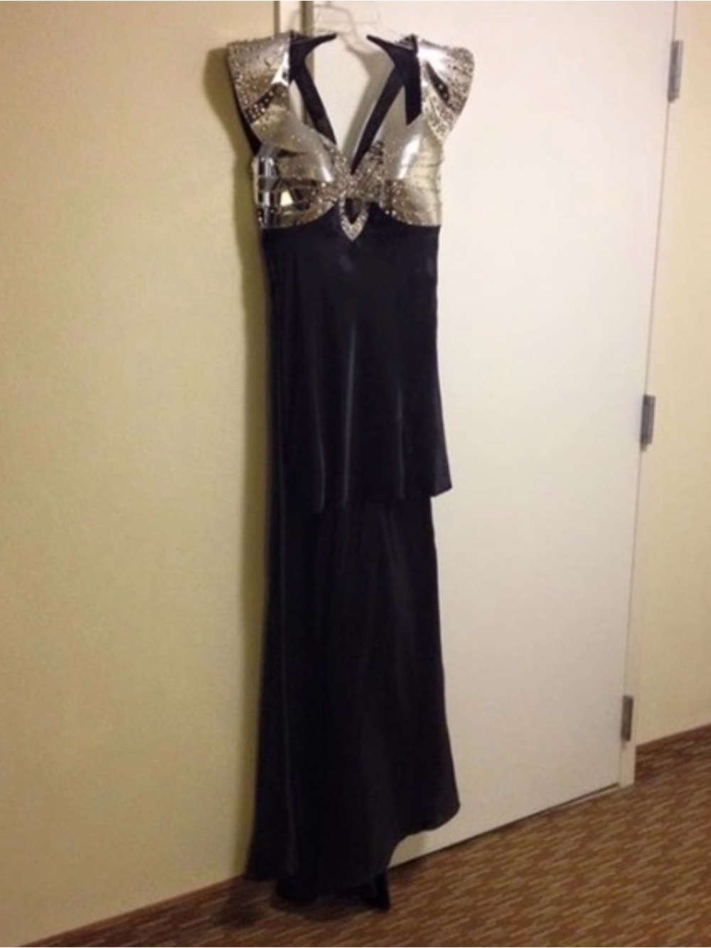 Mac Duggal Prom Pageant Black High Low Maxi Dress Silver Bodice with Shoes